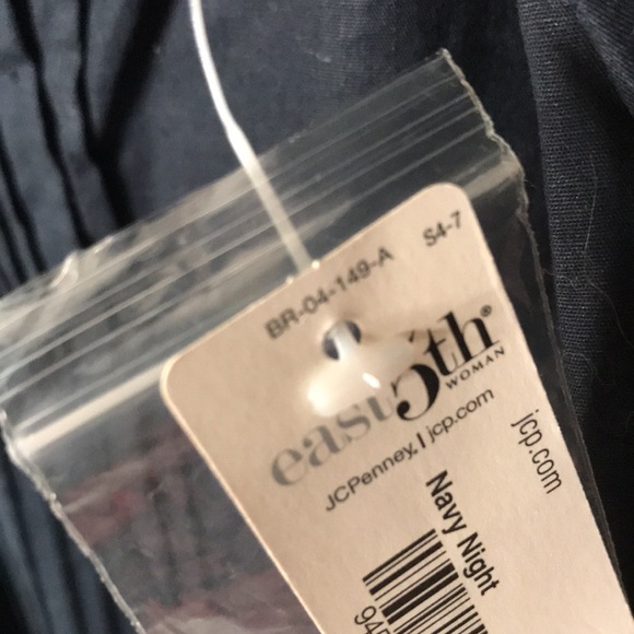 🏵️donated 10/25 NWT East 5th navy button up plus size top 1x - Picture 5 of 5